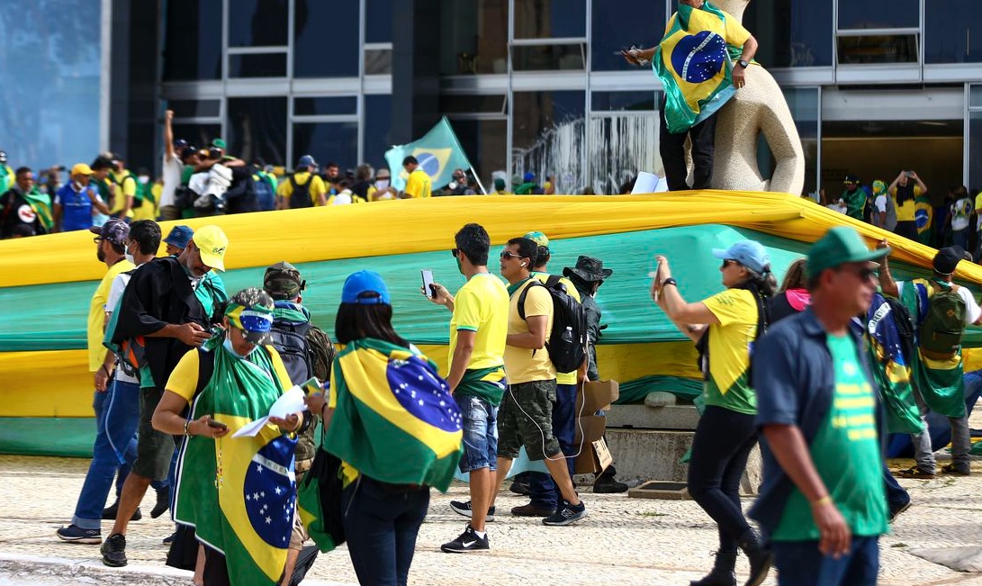 STF tem maioria para tornar réus mais 245 denunciados por ato golpista