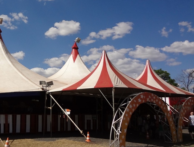 Polícia investiga suspeita de estupro de dois meninos em circo