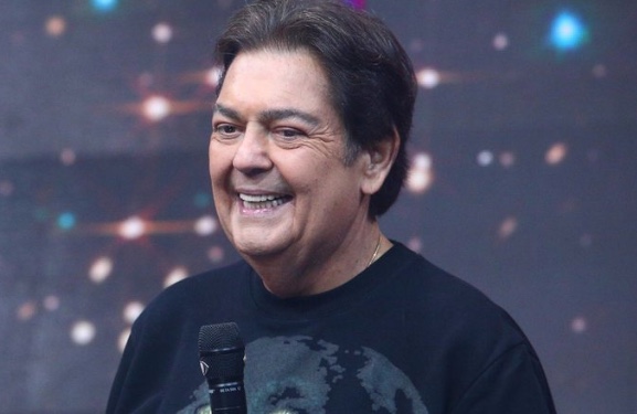 Band confirma saída de Faustão 