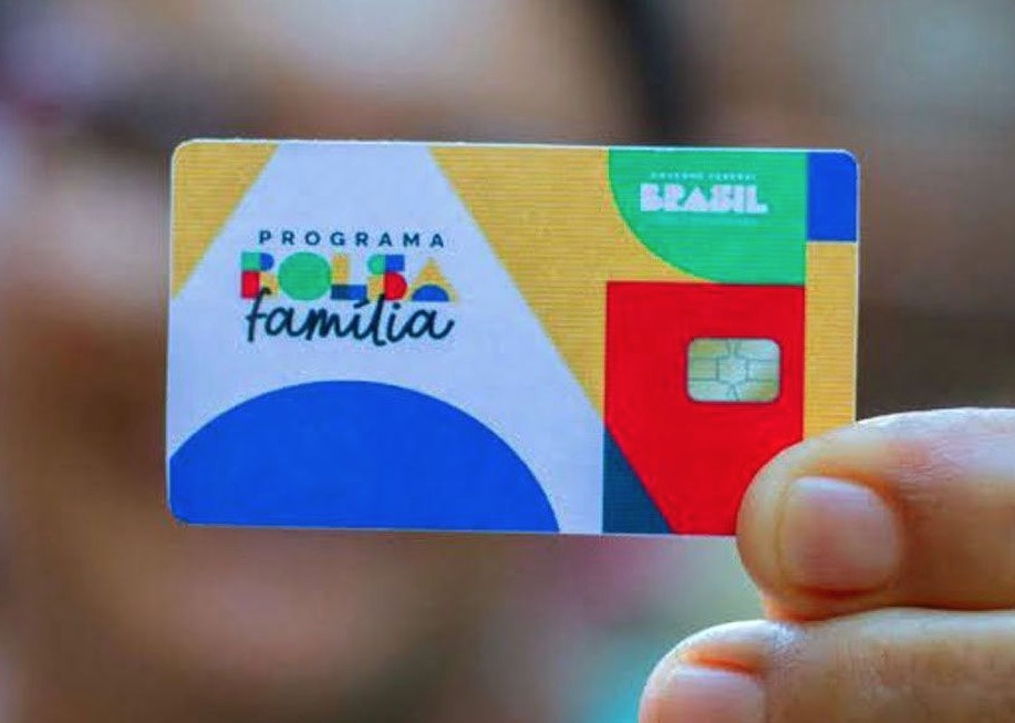 Valor médio do Bolsa Família bate recorde e chega a R$ 672
