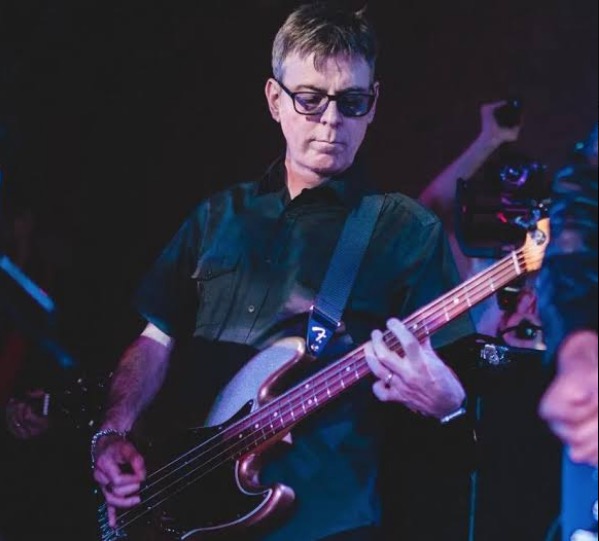 Baixista do The Smiths, Andy Rourke morre vítima de câncer aos 59 anos