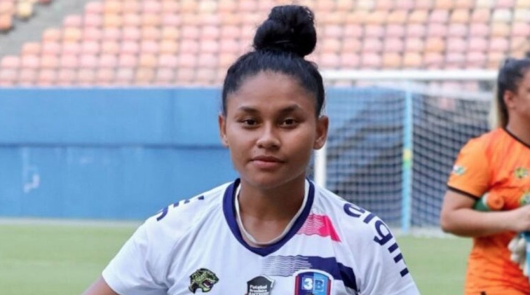 3B libera atacante Vaneza por empréstimo para o Recanto