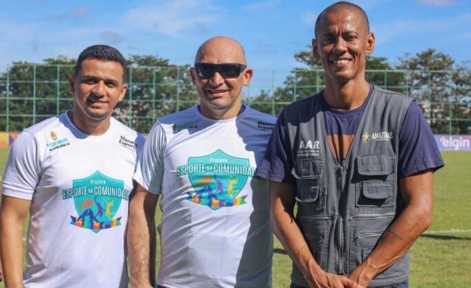 Instrutores de projetos sociais passam por capacitação em Manaus