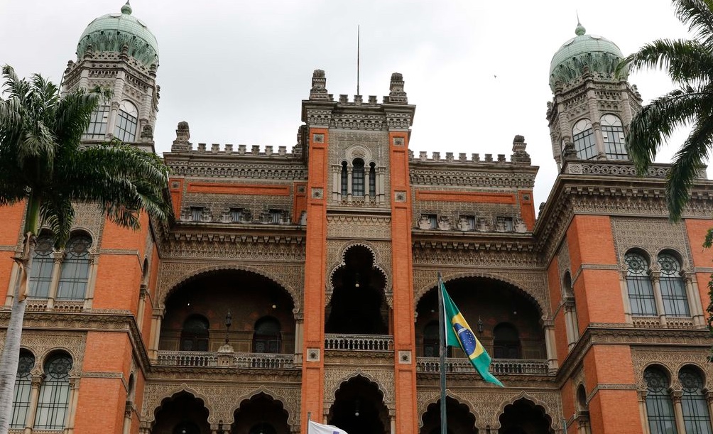 Fiocruz deve começar a produzir medicamentos para tratar hepatite C