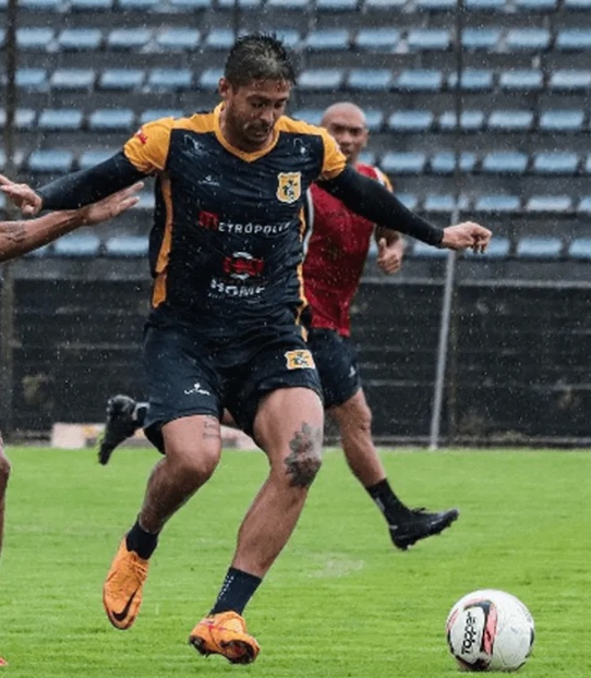 Meia do Brasiliense, Diogo Sodré entra na mira do Nacional