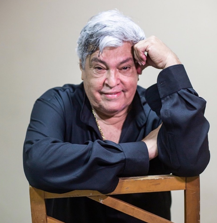 Sidney Magal é transferido de hospital após passar mal em show