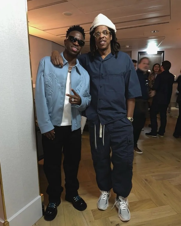 Vini Jr. registra encontro com Jay-Z em show da Beyoncé