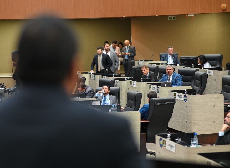 CMM aprova projeto que cria novo cargo de secretário municipal