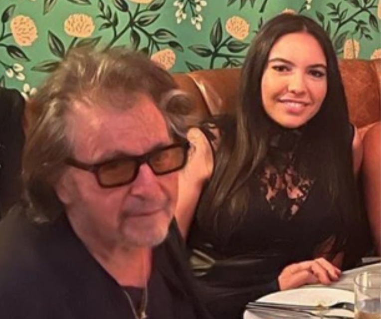 Aos 83 anos, Al Pacino será pai pela 4ª vez com namorada 54 anos mais jovem