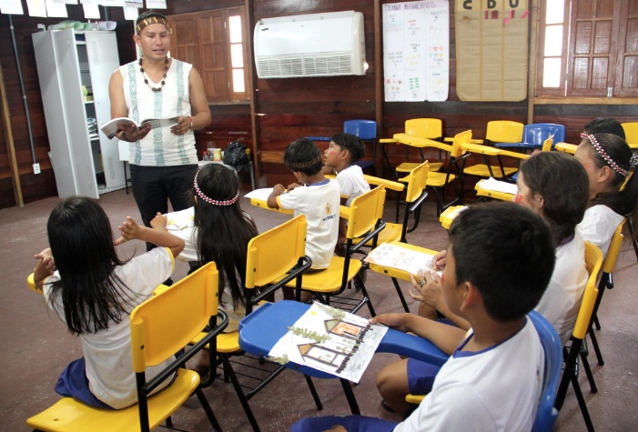 MPF cobra realização de concurso para professores indígenas em Manaus