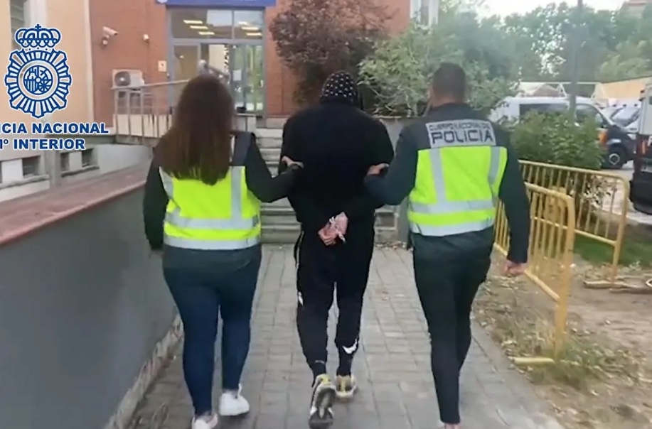 Torcedores são suspensos e multados em R$ 340 mil por racismo a Vini Jr