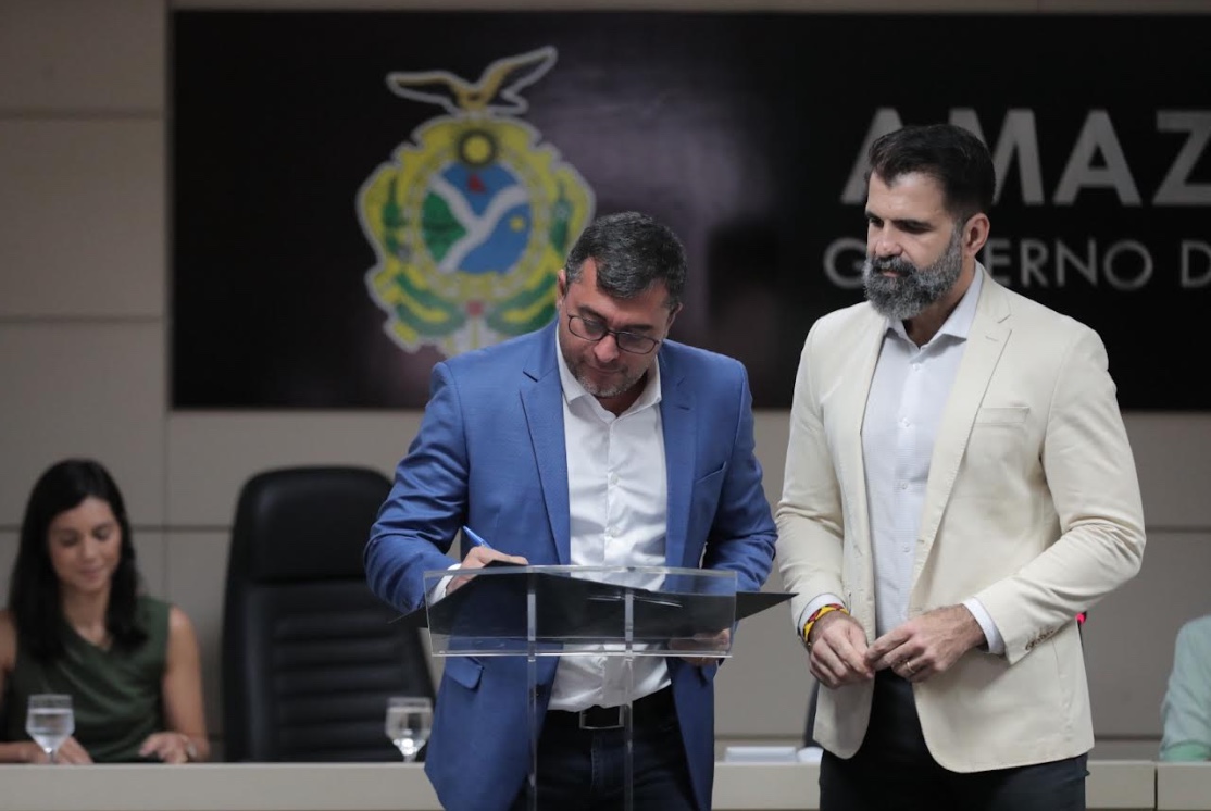 Wilson Lima assina Pacto Nacional das Águas 