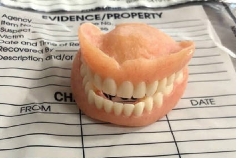 Hospital deve indenizar paciente que teve dentadura roubada