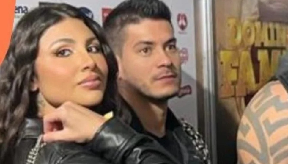 Arthur Aguiar assume namoro com empresária; veja fotos