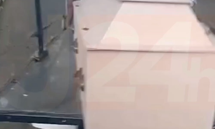 Idosa diz não ter percebido que dormiu 3 dias ao lado de marido morto