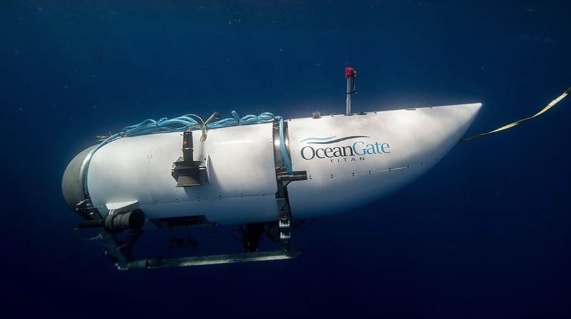 Submarino desaparece com turistas durante visita aos destroços do Titanic 