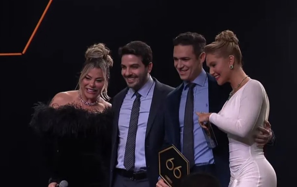 Fã paga R$ 700 mil para passar o dia com Virginia em leilão de Neymar 