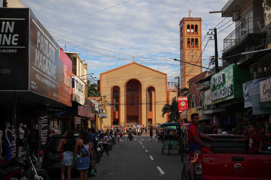 Pessoas trans podem escolher gênero de agentes que vão revistá-las em Parintins