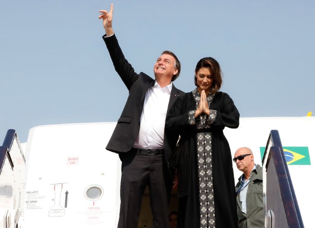 ‘Estou às ordens, meu capitão’, diz Michelle após condenação de Bolsonaro