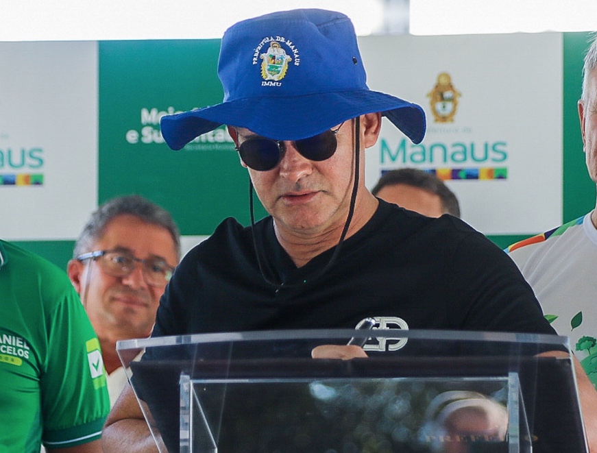 Prefeito sanciona lei e cria Dia do Conservadorismo em Manaus