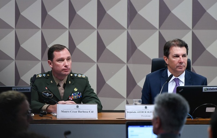 Mauro Cid decide ficar em silêncio na CPMI do 8 de Janeiro