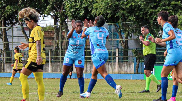 Recanto vence o Clipper por 4 a 1 pelo Amazonense Feminino