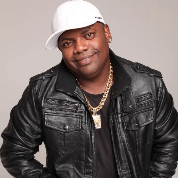 Internado em estado grave, MC Marcinho passa por cirurgia