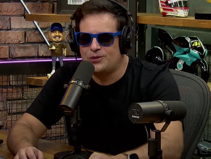 Ex-pânico Rodrigo Scarpa revela ter cuspido em lanche de Luciano Huck 