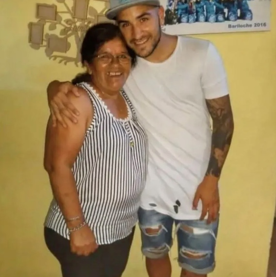 Mãe e irmã de jogador do River morrem em acidente após festa de título