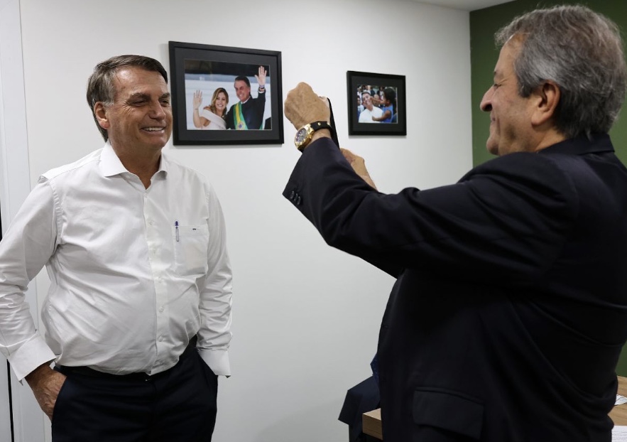 TSE persegue Bolsonaro e Moraes provoca direita, diz Valdemar Costa Neto