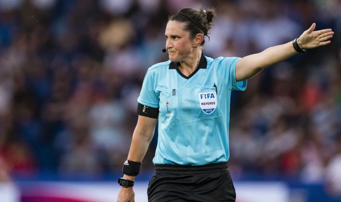 Copa do Mundo Feminina: australiana apita partida entre Brasil e França