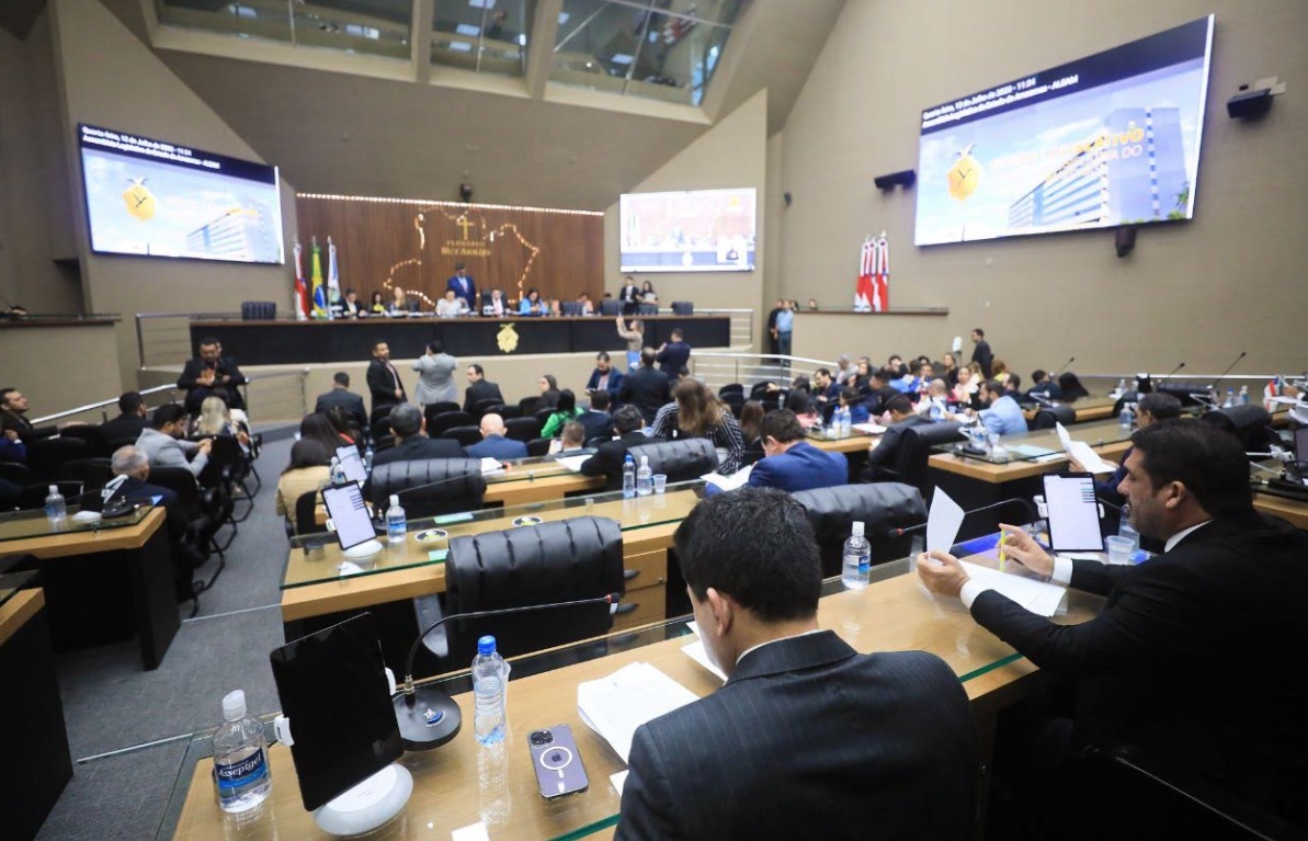 Deputados estaduais retornam ao trabalho nesta terça após recesso na Aleam