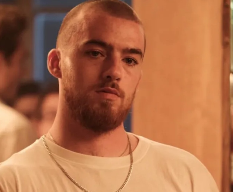 Mãe do ator Angus Cloud relatou ‘possível overdose’ em ligação à polícia 