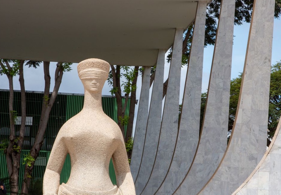 STF retoma julgamento sobre defesa da honra em casos de feminicídio