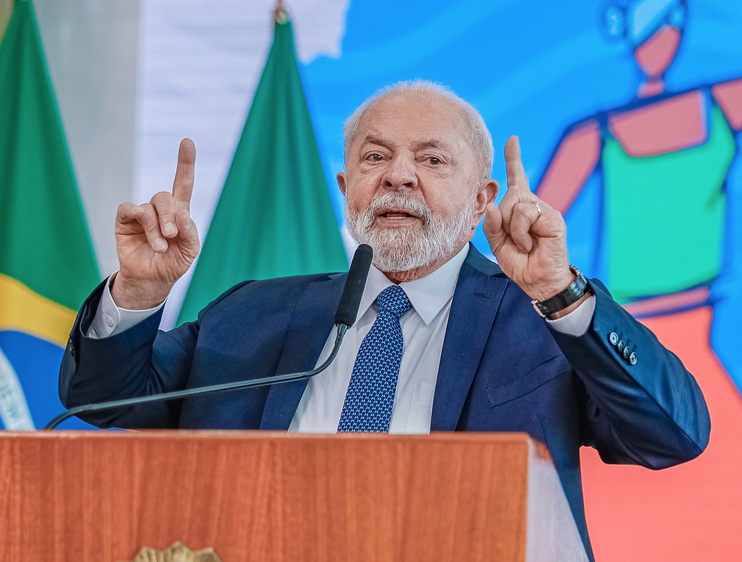 Lula diz que ainda sonha com exploração de petróleo na Foz do Amazonas