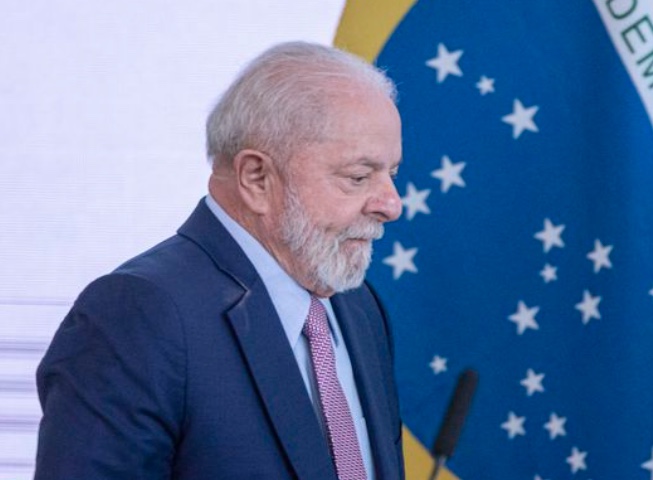 Governo vai criar grupo especial para avaliar situação da BR-319, diz Lula