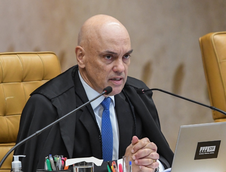 Moraes libera da prisão 162 réus por atos no 8 de janeiro