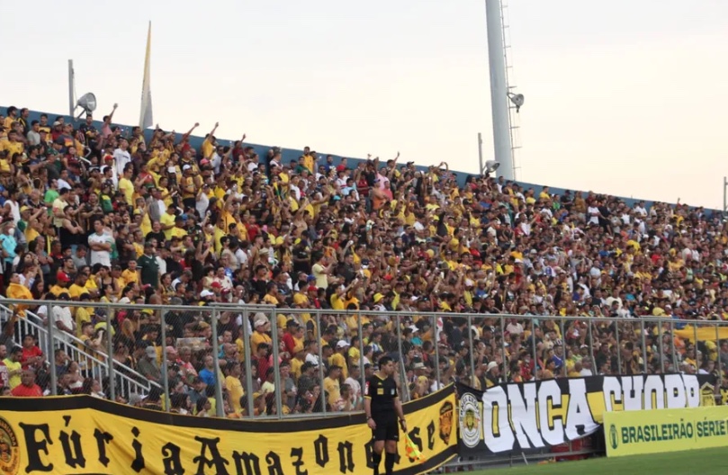 Lei que penaliza racismo e homofobia em estádios é sancionada no Amazonas