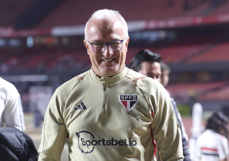 Lucas e James animam São Paulo, e Dorival compara talento a tempero