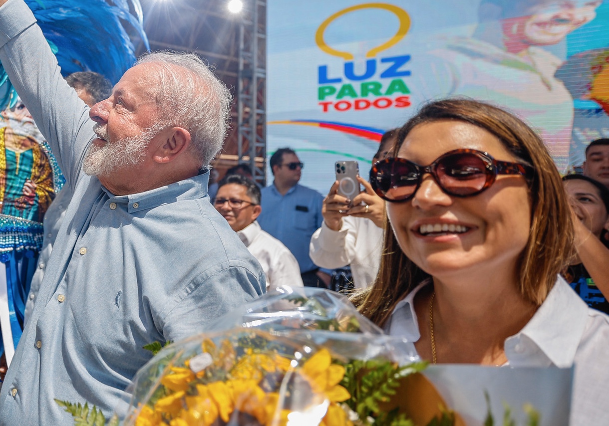 Janja liga privatização da Eletrobras ao apagão que atingiu 25 estados e o DF