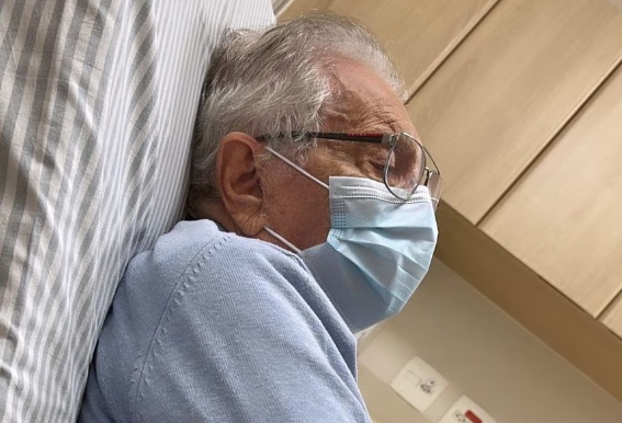 Carlos Alberto de Nóbrega é internado em São Paulo 