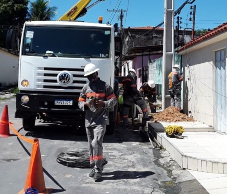 Manutenção programada deixa 7 bairros sem energia nesta sexta em Manaus