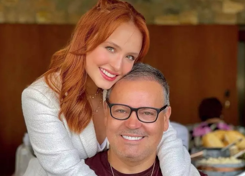 Pai de Larissa Manoela trocava de carro todo ano, diz colunista