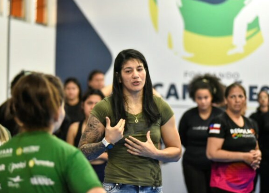 Mais de 120 mulheres concluem Curso de Defesa Pessoal em Manaus