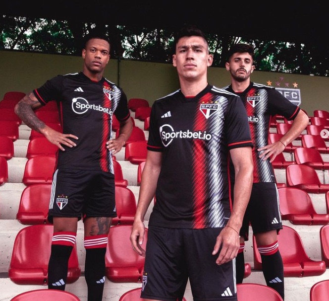 São Paulo supera 60 mil sócios, mas plano gera impasse por final; entenda