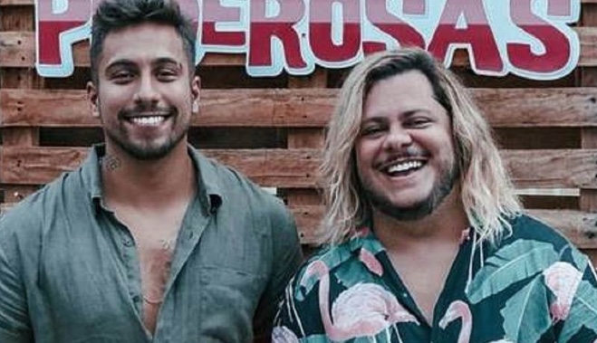 Marcus Majella expõe ex-namorado: ‘até a faculdade da maricona eu pagava’