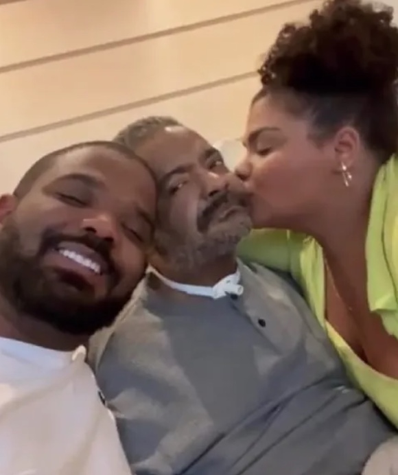 Arlindo Cruz recebe alta após ficar quase 1 mês internado 