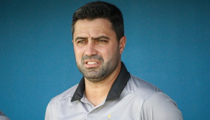 Amazonas anuncia saída do técnico Rafael Lacerda após 18 meses