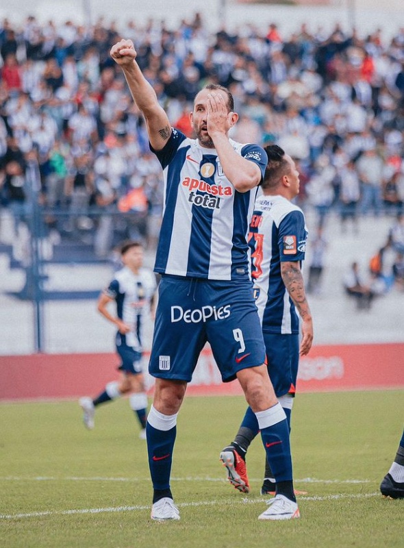 Ídolo no Peru, Barcos elogia Dinizismo e prevê jogo duro para o Brasil