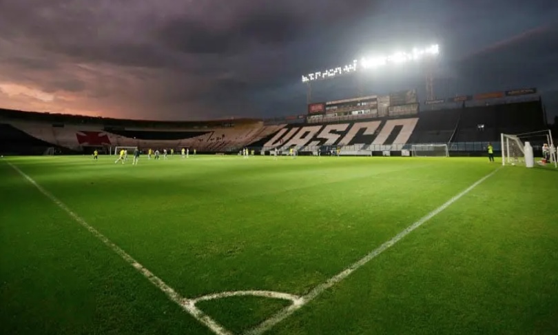 Vasco da Gama é liberado para receber torcida no estádio São Januário